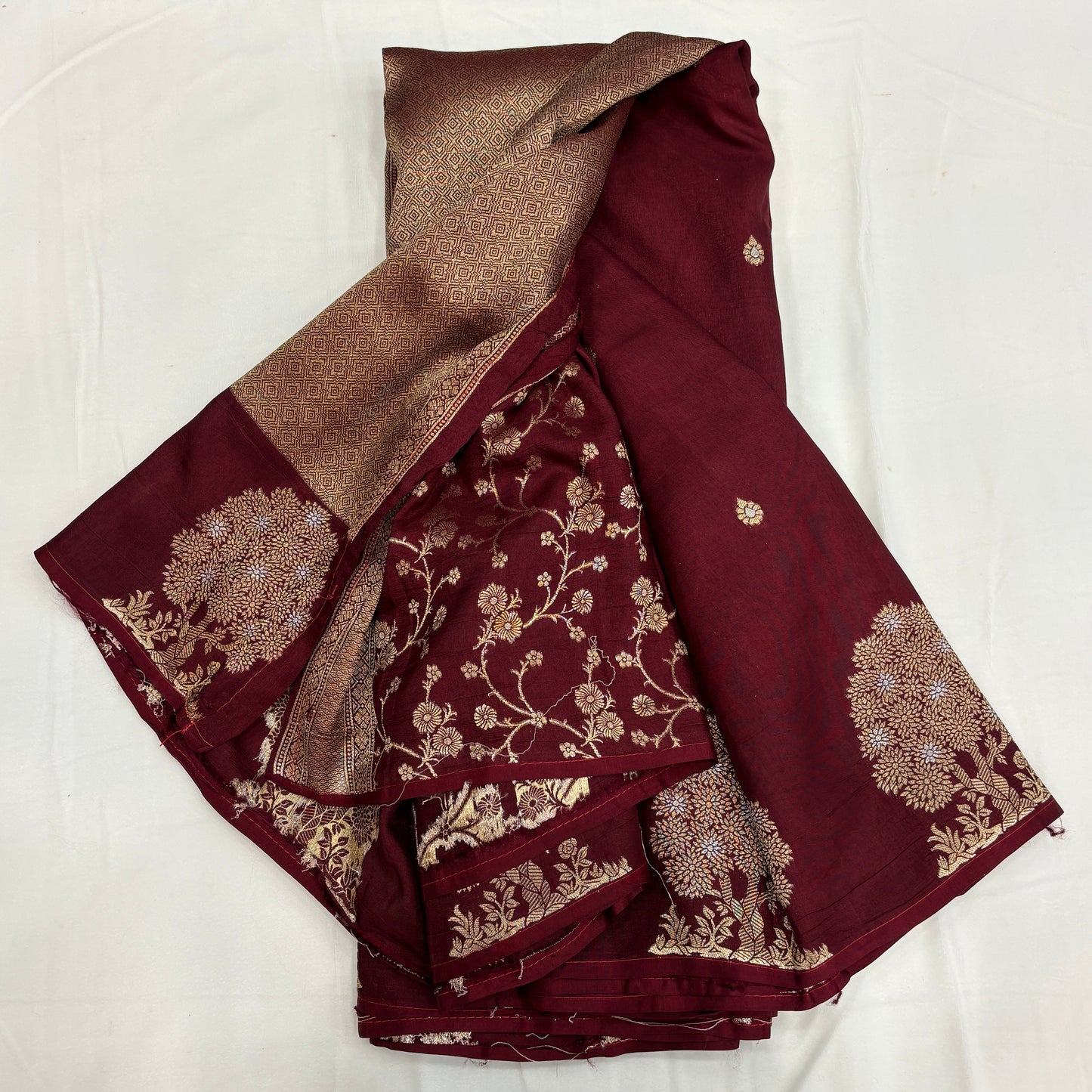 Premium Banarasi Munga Silk Saree for Women | Rich Gold Zari Body with Designer Pallu | Luxury Wedding & Bridal Collection | Radha By Rapid Rashmi