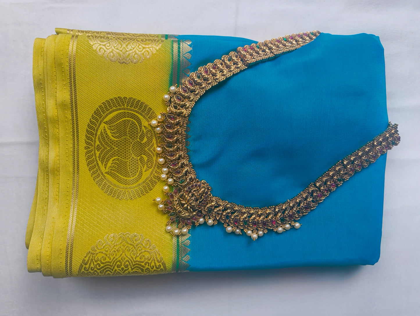 Premium Semi Crepe Saree with Gandaberunda Motif & Premium Imitation Gold Thread | Designer Wedding, Festive & Traditional Saree for Women