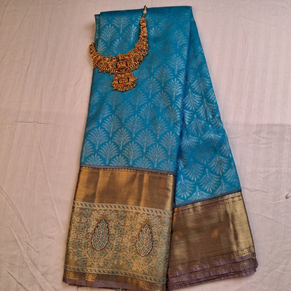 Elegant South Indian Silk Saree in Blue & Purple with Regal Traditional Appeal