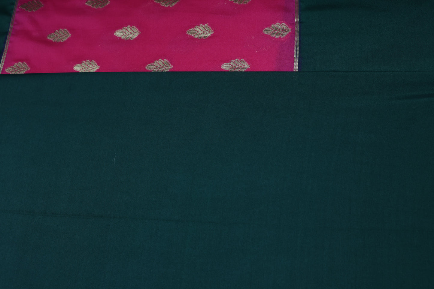 Premium Semi Crepe Dual Tone Silk Saree with Elegant Zari Weaving | Designer Wedding, Festive & Party Wear Saree for Women