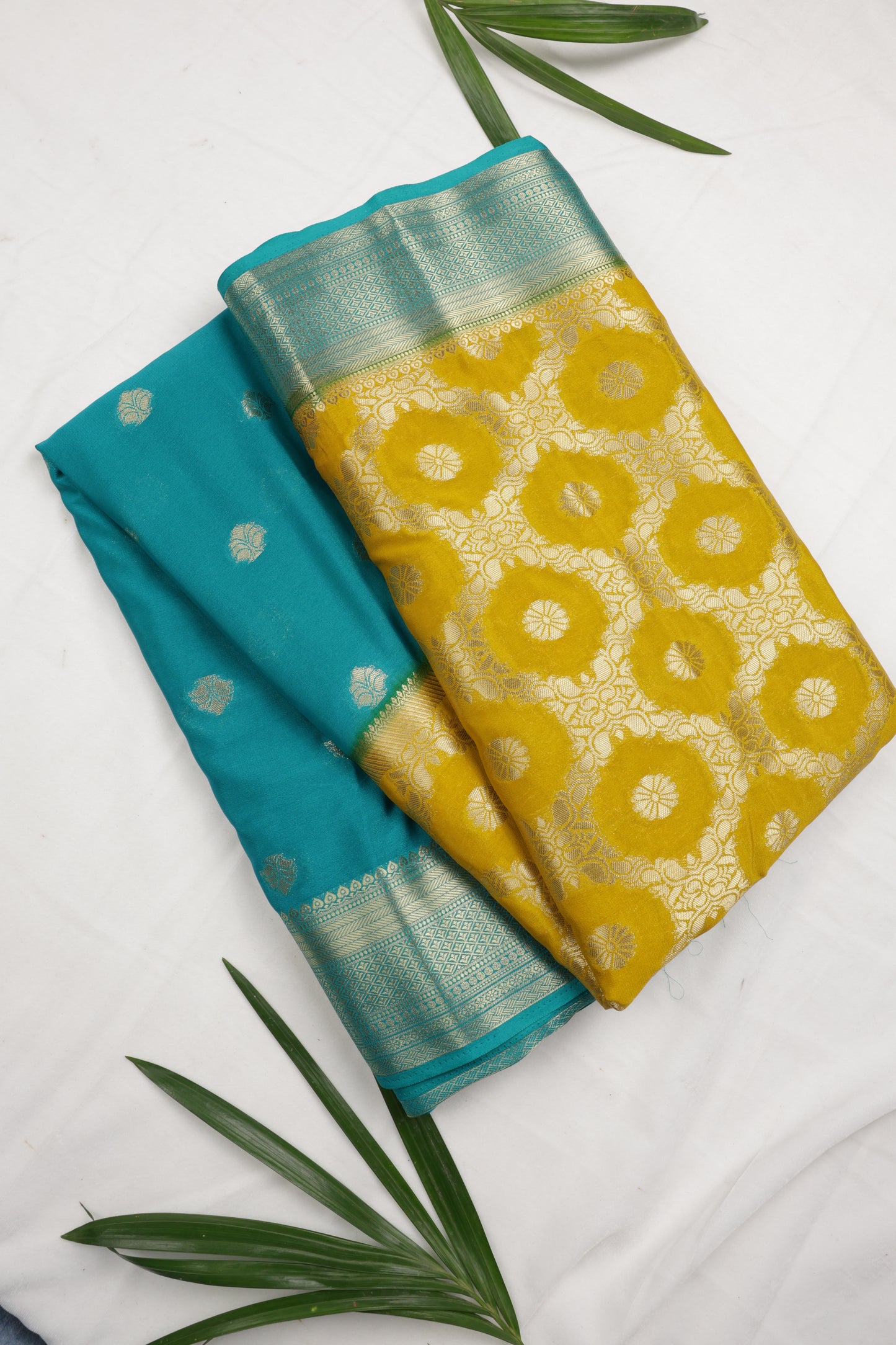 Premium Semi Crepe Dual Tone Saree with Intricate Woven Design | Elegant Wedding, Festive & Party Wear Saree for Women