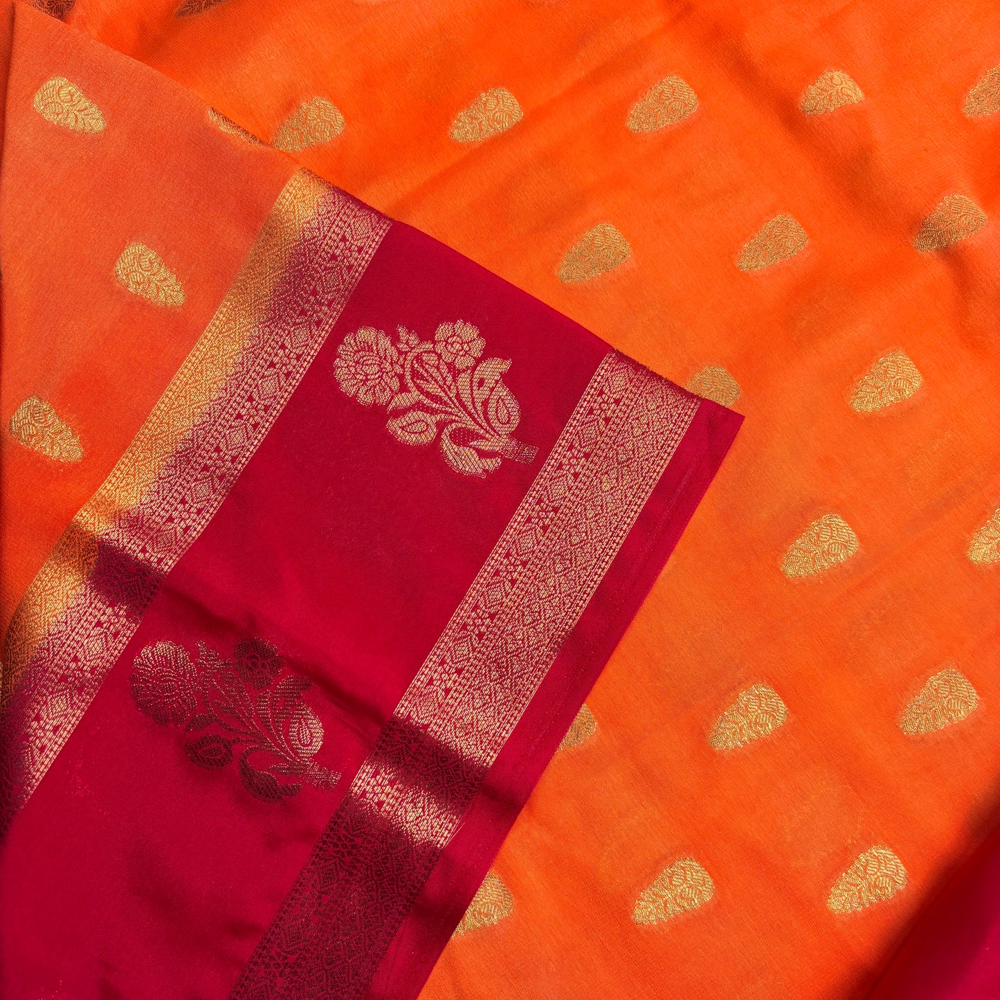 Premium Semi Crepe Silk Saree with Dual Tone Weaving & Rich Zari Work | Wedding, Festive & Traditional Wear | Radha By Rapid Rashmi
