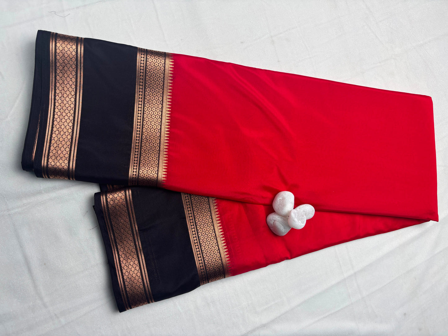 Premium Semi Crepe Saree with Elegant Zari Design, Bentex Border, Diamond Mesh & Velli Silku Finish | Designer Wedding, Festive & Party Wear Saree for Women