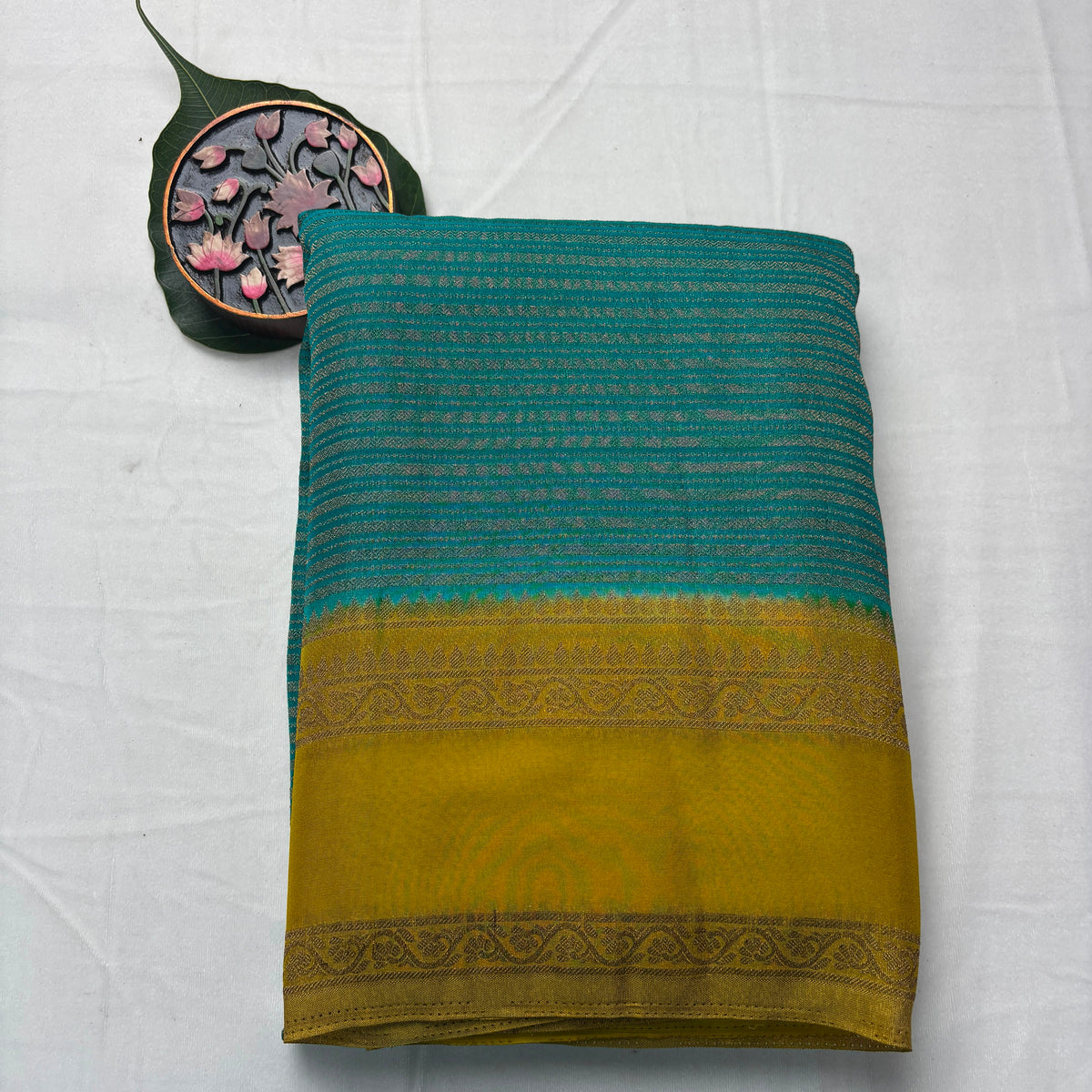 Premium Handloom Semi Crepe Silk Saree with Elegant Dual Tone Weave & Rich Contrast Border | Wedding, Festive & Traditional Wear | Radha By Rapid Rashmi