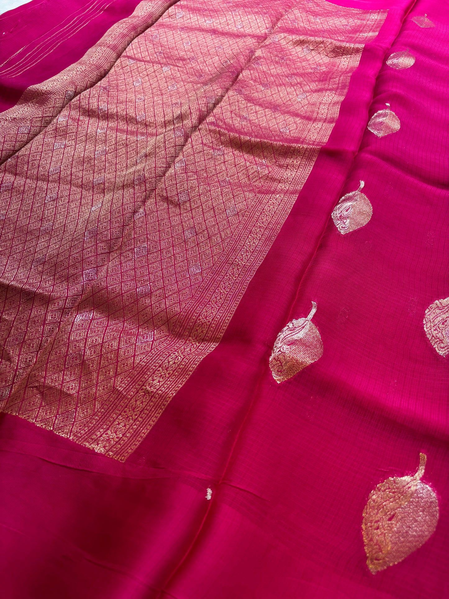 Manipuri Silver Jari Self Saree with Grand Rich Jari Pallu | Premium Viscose Saree