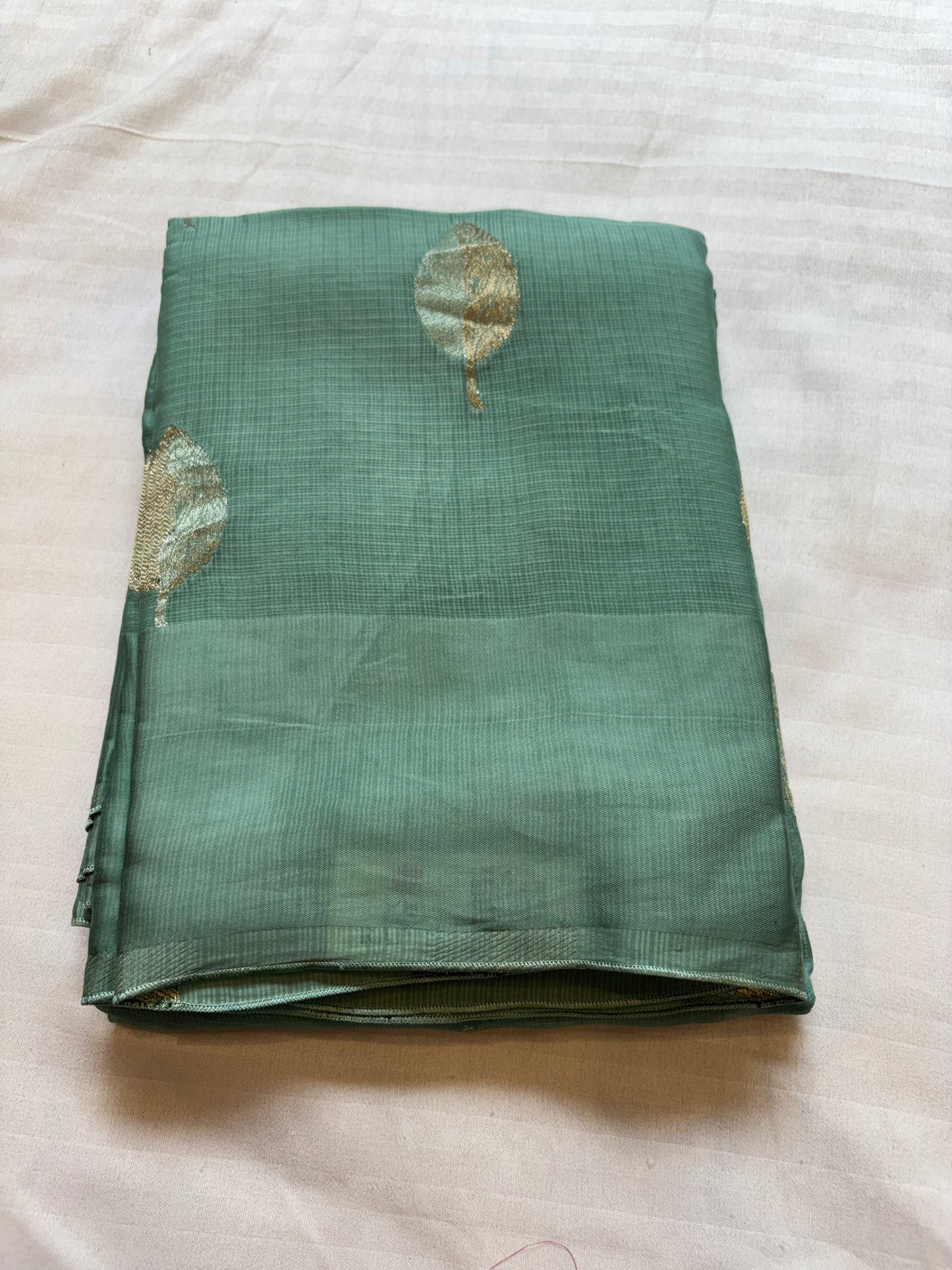 Manipuri Silver Jari Self Saree with Grand Rich Jari Pallu | Premium Viscose Saree