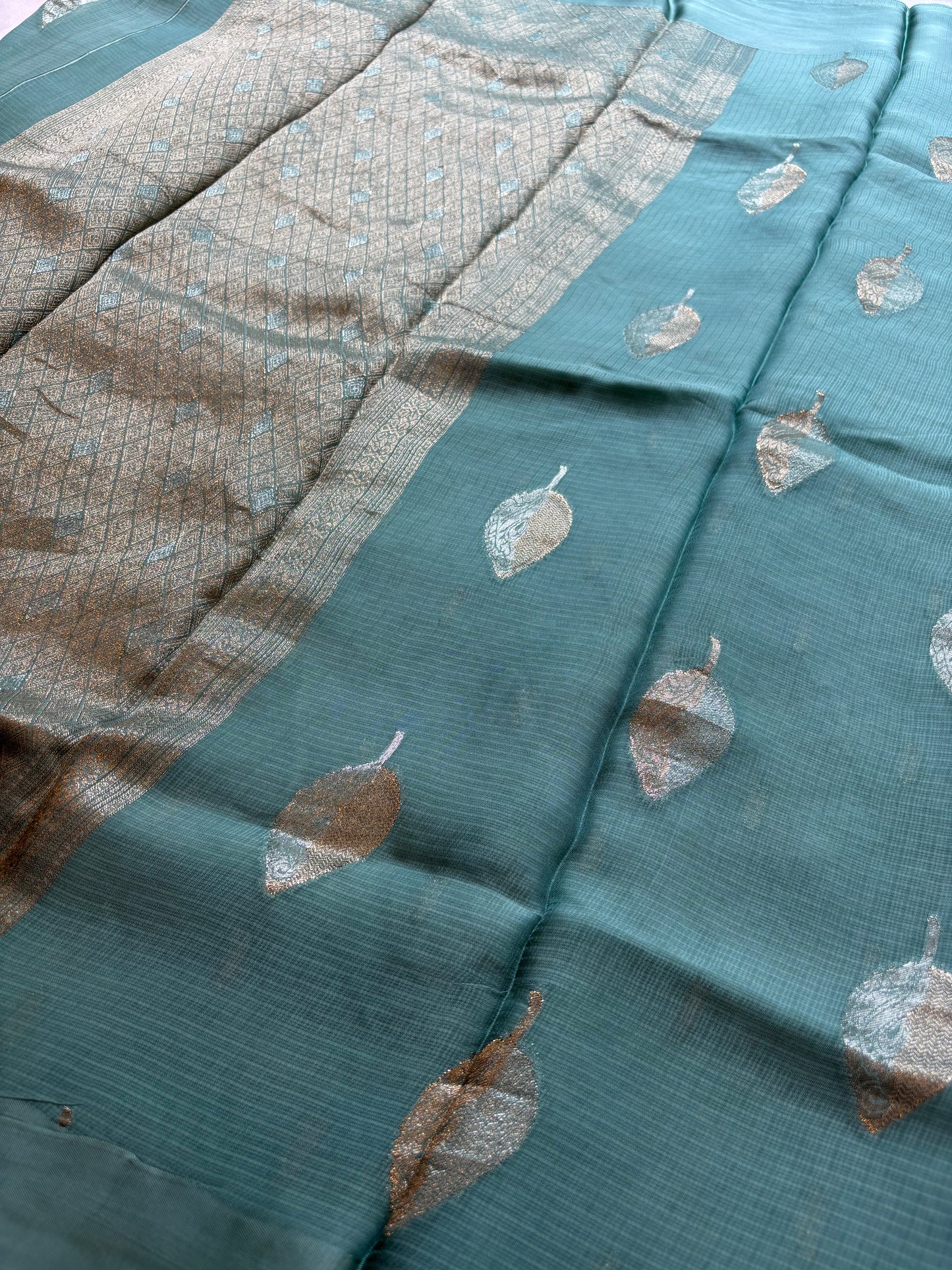 Manipuri Silver Jari Self Saree with Grand Rich Jari Pallu | Premium Viscose Saree