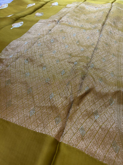 Manipuri Silver Jari Self Saree with Grand Rich Jari Pallu | Premium Viscose Saree