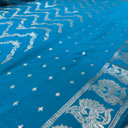 Banarasi Georgette Saree with Rich Pallu & Floral Border | Premium Party Wear Saree