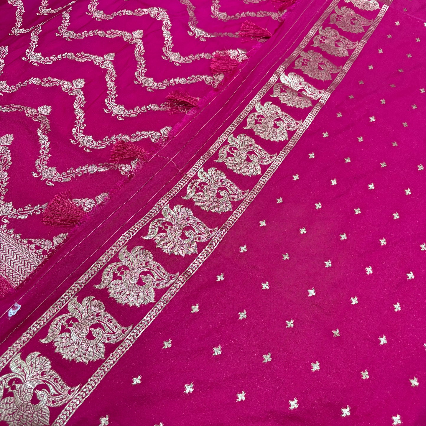 Banarasi Georgette Saree with Rich Pallu & Floral Border | Premium Party Wear Saree