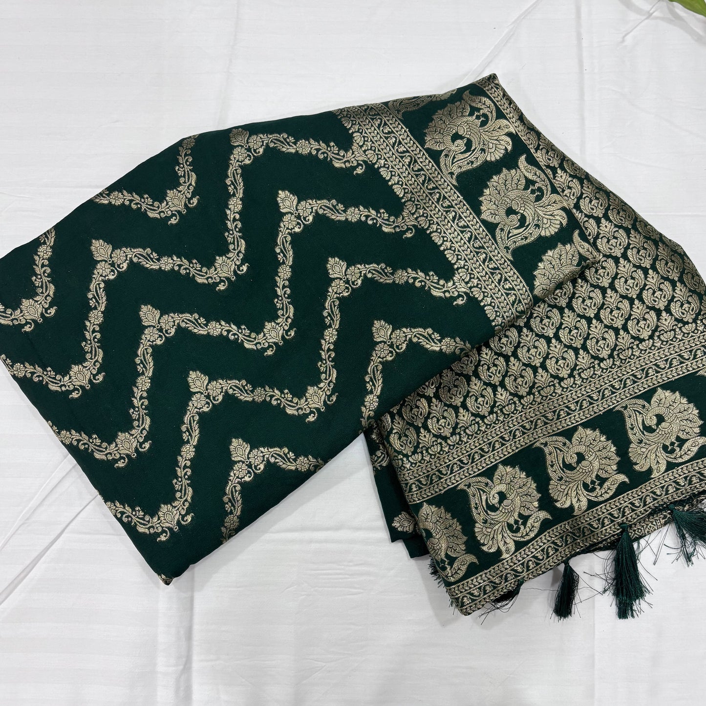 Banarasi Georgette Saree with Rich Pallu & Floral Border | Premium Party Wear Saree