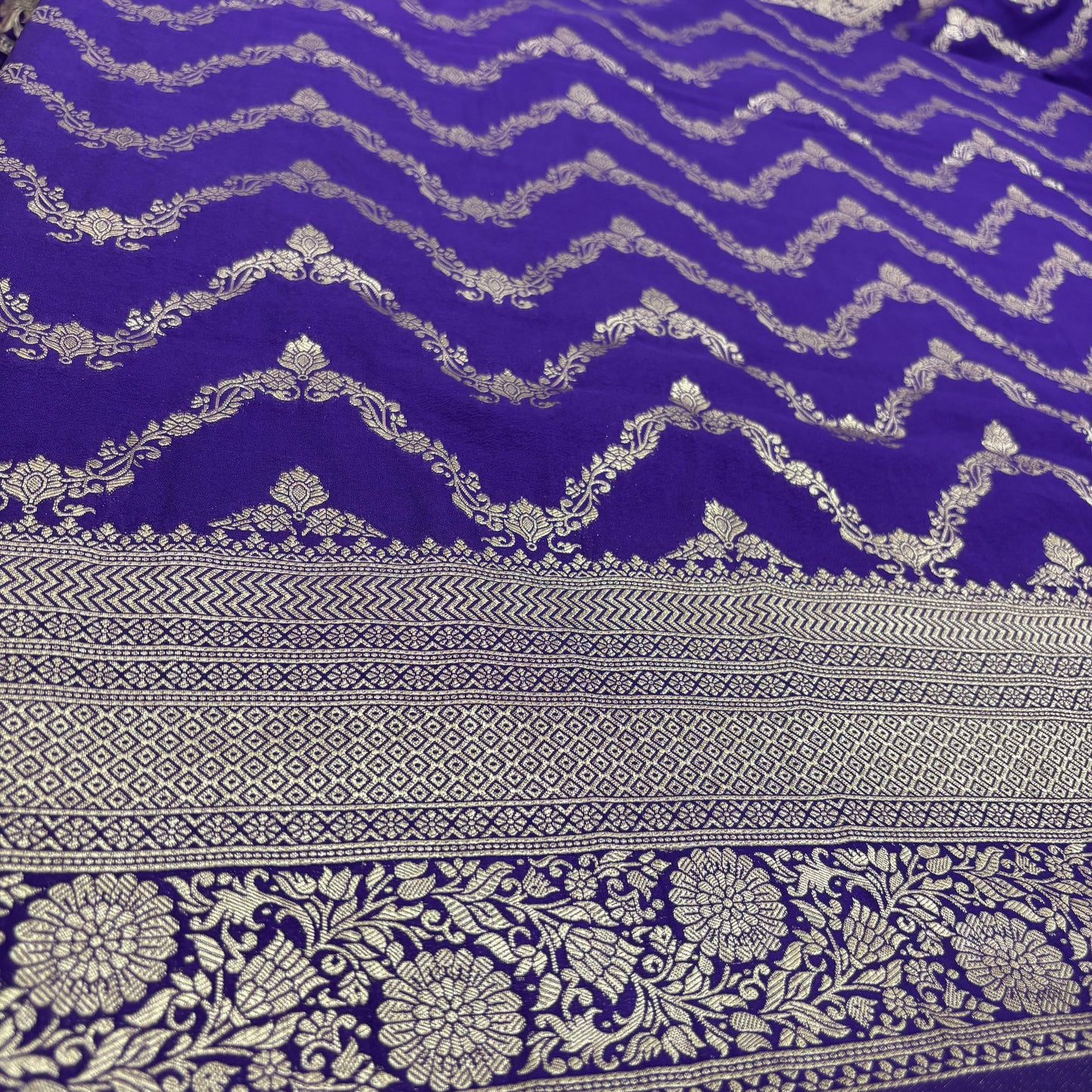 Banarasi Georgette Saree with Rich Pallu & Floral Border | Premium Party Wear Saree