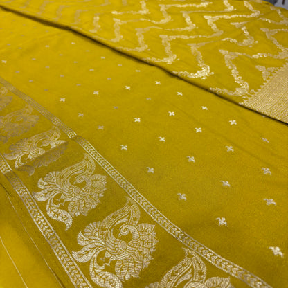 Banarasi Georgette Saree with Rich Pallu & Floral Border | Premium Party Wear Saree