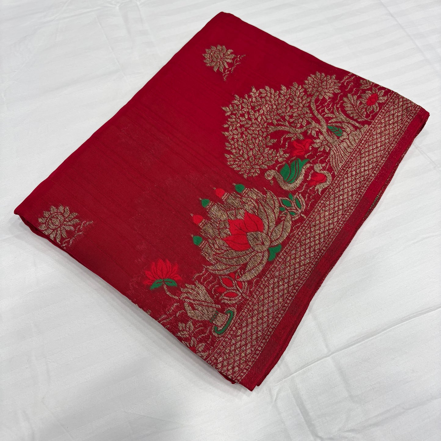 Premium Munga Silk Saree for Women with Rich Pallu & Gold Zari Border | Festive & Wedding Collection | Radha By Rapid Rashmi