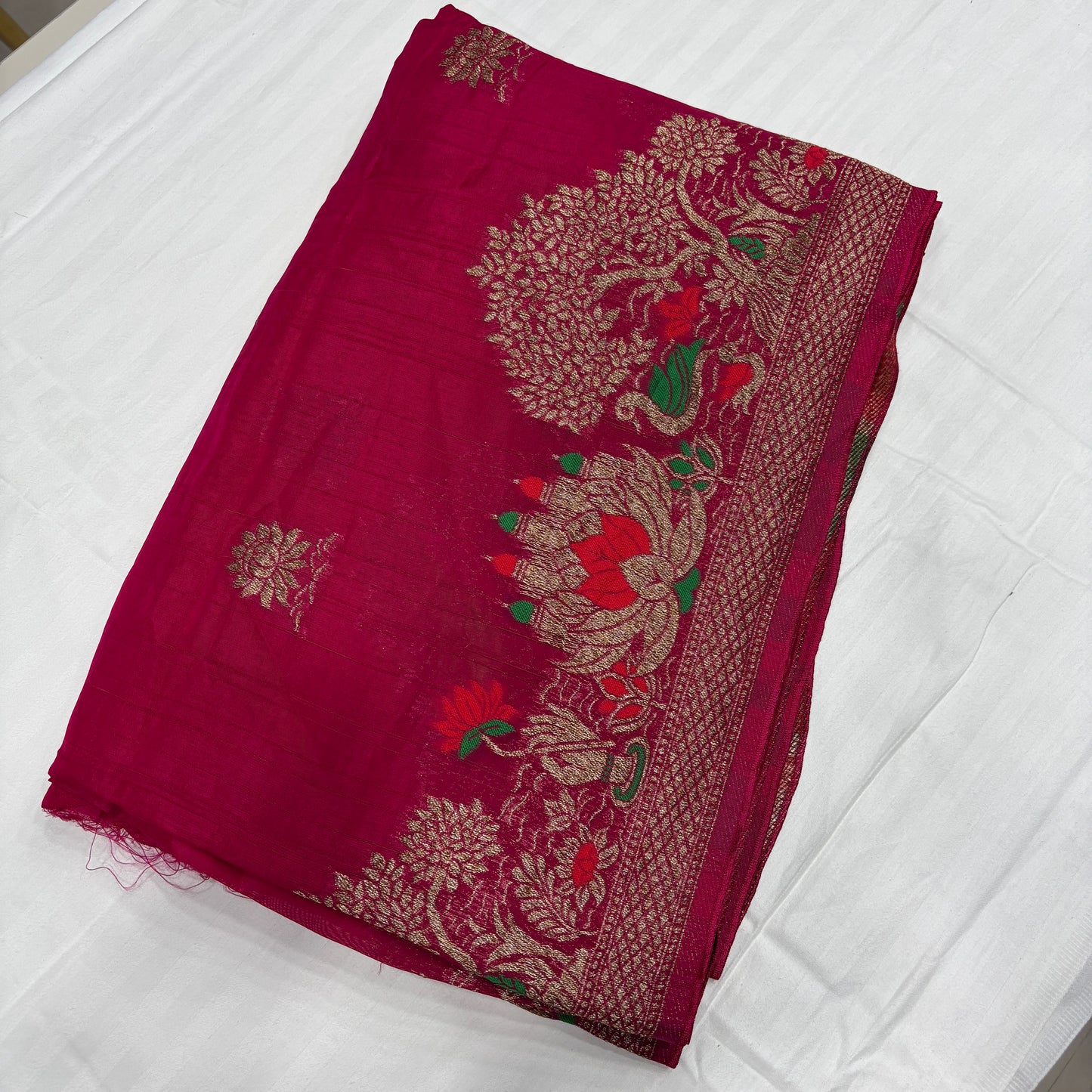 Premium Munga Silk Saree for Women with Rich Pallu & Gold Zari Border | Festive & Wedding Collection | Radha By Rapid Rashmi