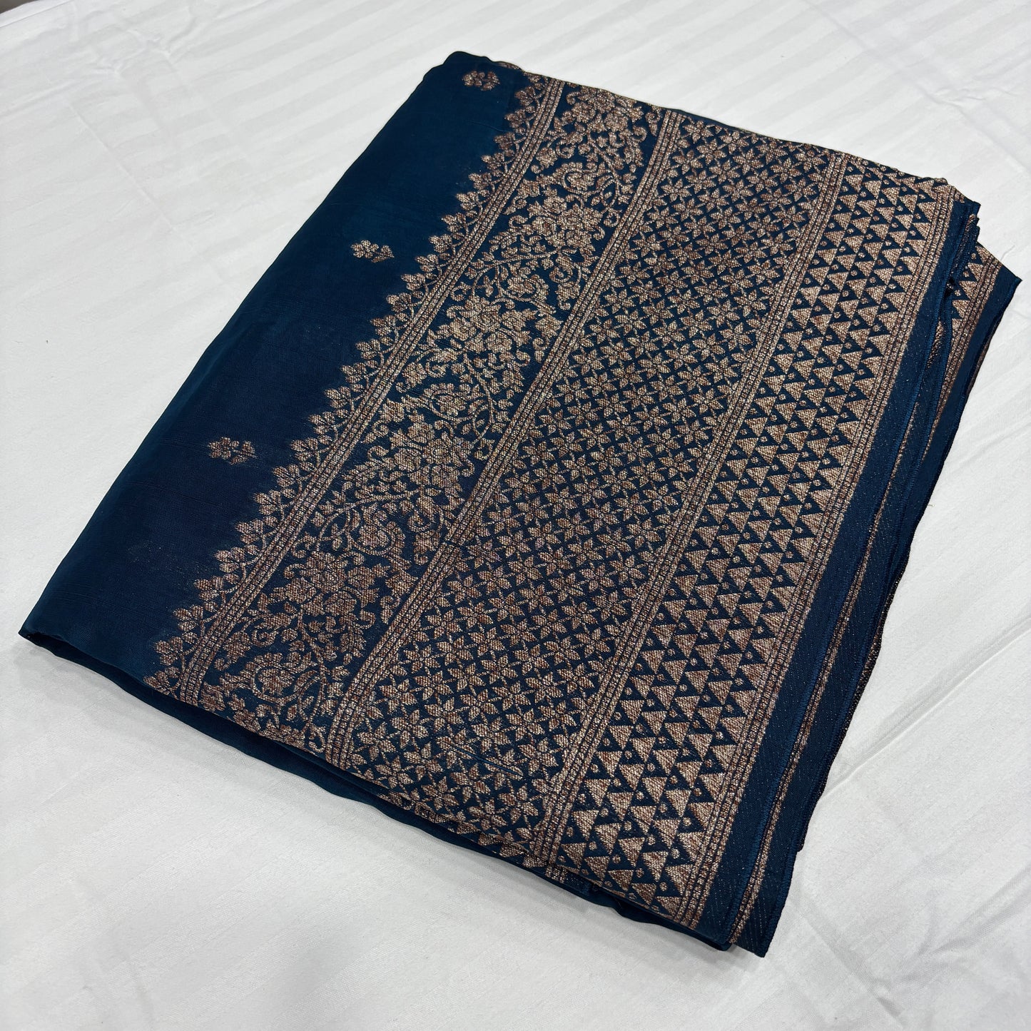 Premium Munga Silk Saree for Women with Rich Pallu & Gold Zari Border | Wedding & Festive Collection | Radha By Rapid Rashmi