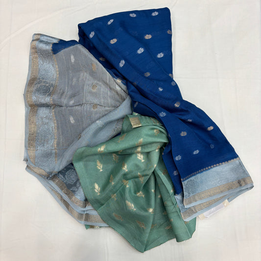 Premium Chinnon Saree for Women | Floral Border with Butta Design & Contrast Weave | Wedding, Festive & Party Wear | Radha By Rapid Rashmi