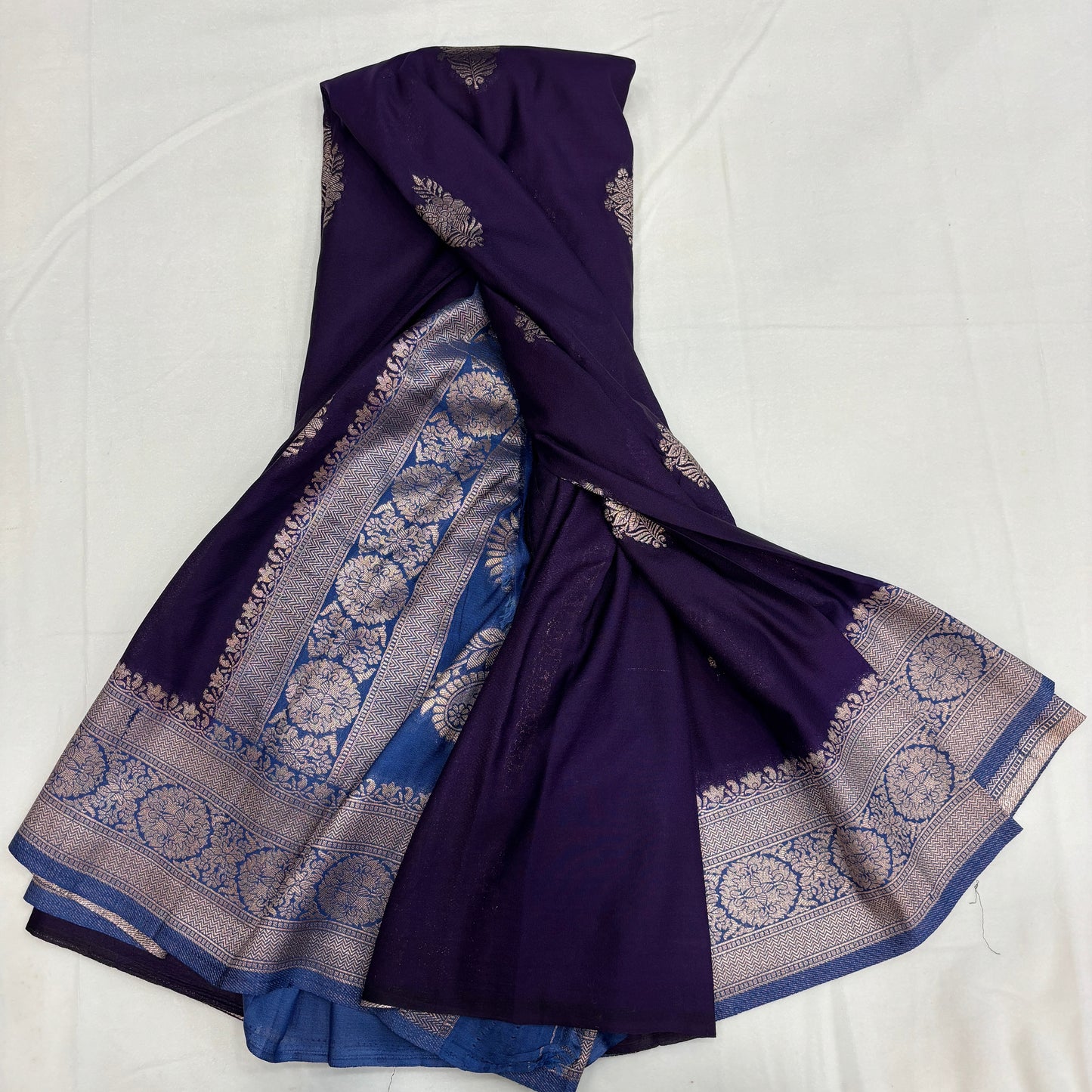 Premium Semi Crepe Saree for Women | Elegant Floral Design with Rich Pallu & Gold Zari Border | Festive, Wedding & Party Wear | Radha By Rapid Rashmi