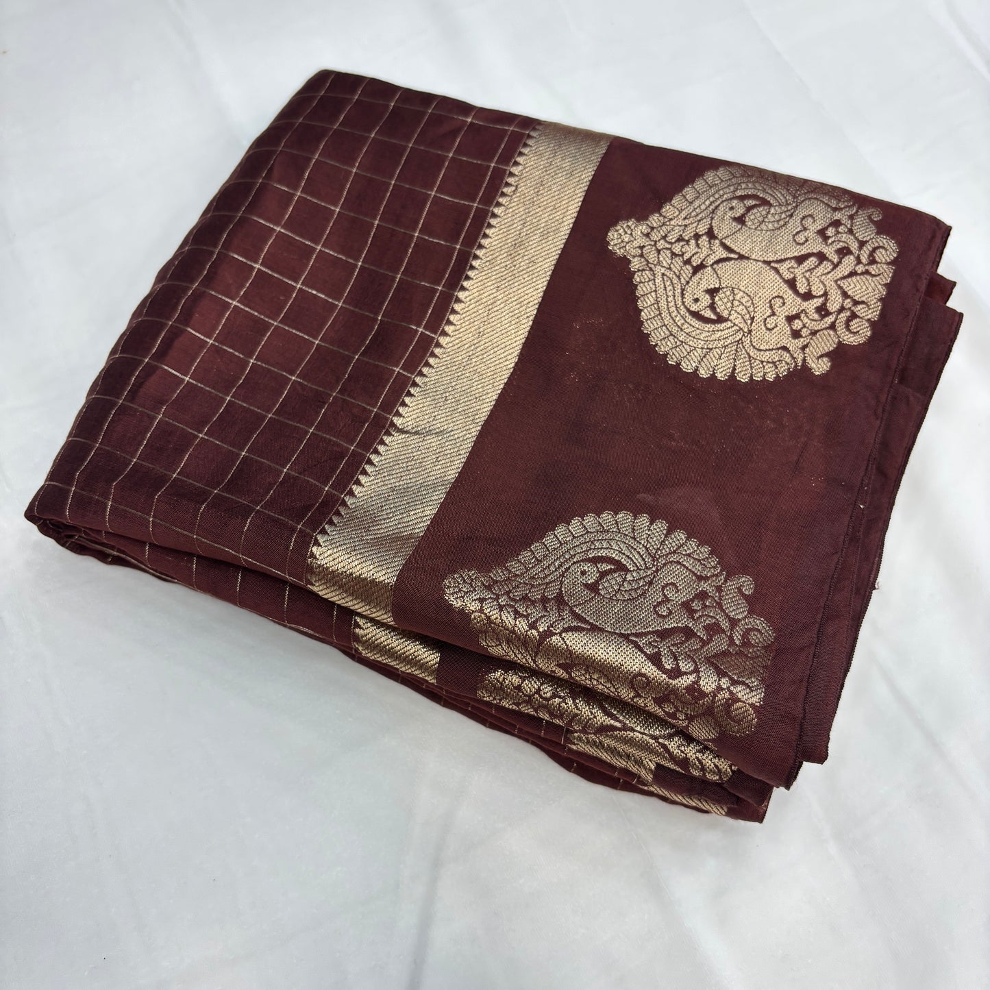 Premium Semi Crepe Saree for Women | Elegant Checks Design with Designer Border | Festive, Party & Traditional Wear | Radha By Rapid Rashmi