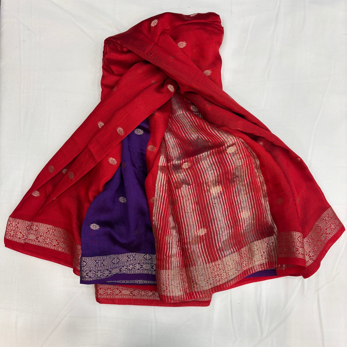 Premium Semi Crepe Saree with Elegant Butta Design, Small Border & Contrast Pallu | Festive, Wedding & Party Wear Saree for Women