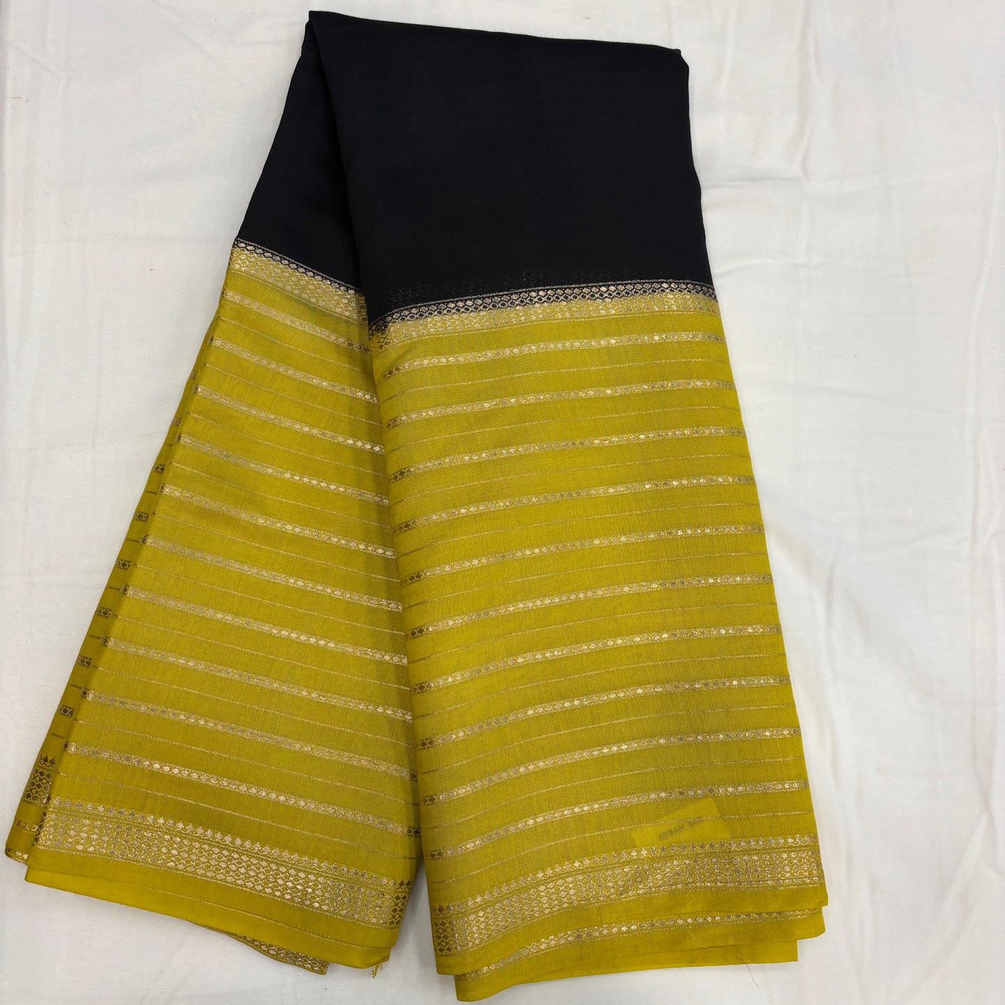 Premium Semi Crepe Saree with Leaf Design & Small Butta | Radha By Rapid Rashmi