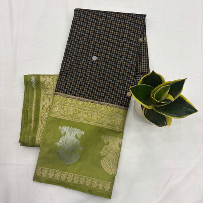 Premium Semi Crepe Saree with Gandaberunda Motif, Bentex Border & Zari Checks | Designer Wedding, Festive & Party Wear Saree for Women