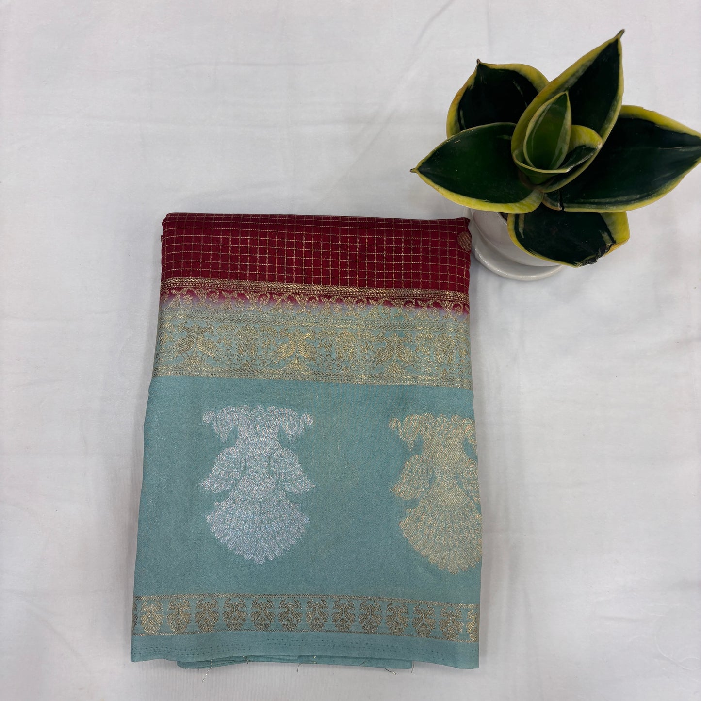 Premium Semi Crepe Saree with Gandaberunda Motif, Bentex Border & Zari Checks | Designer Wedding, Festive & Party Wear Saree for Women