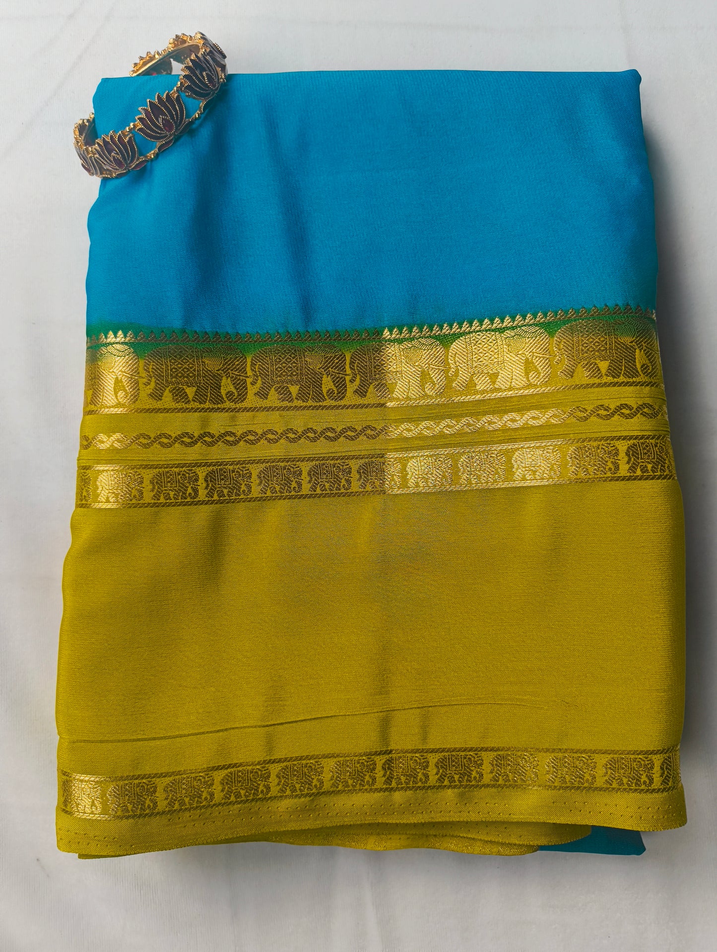 Premium Semi Crepe Saree with Elegant Elephant Motif, Bentex Border & Gold Lace Trim | Designer Wedding, Festive & Party Wear Saree for Women
