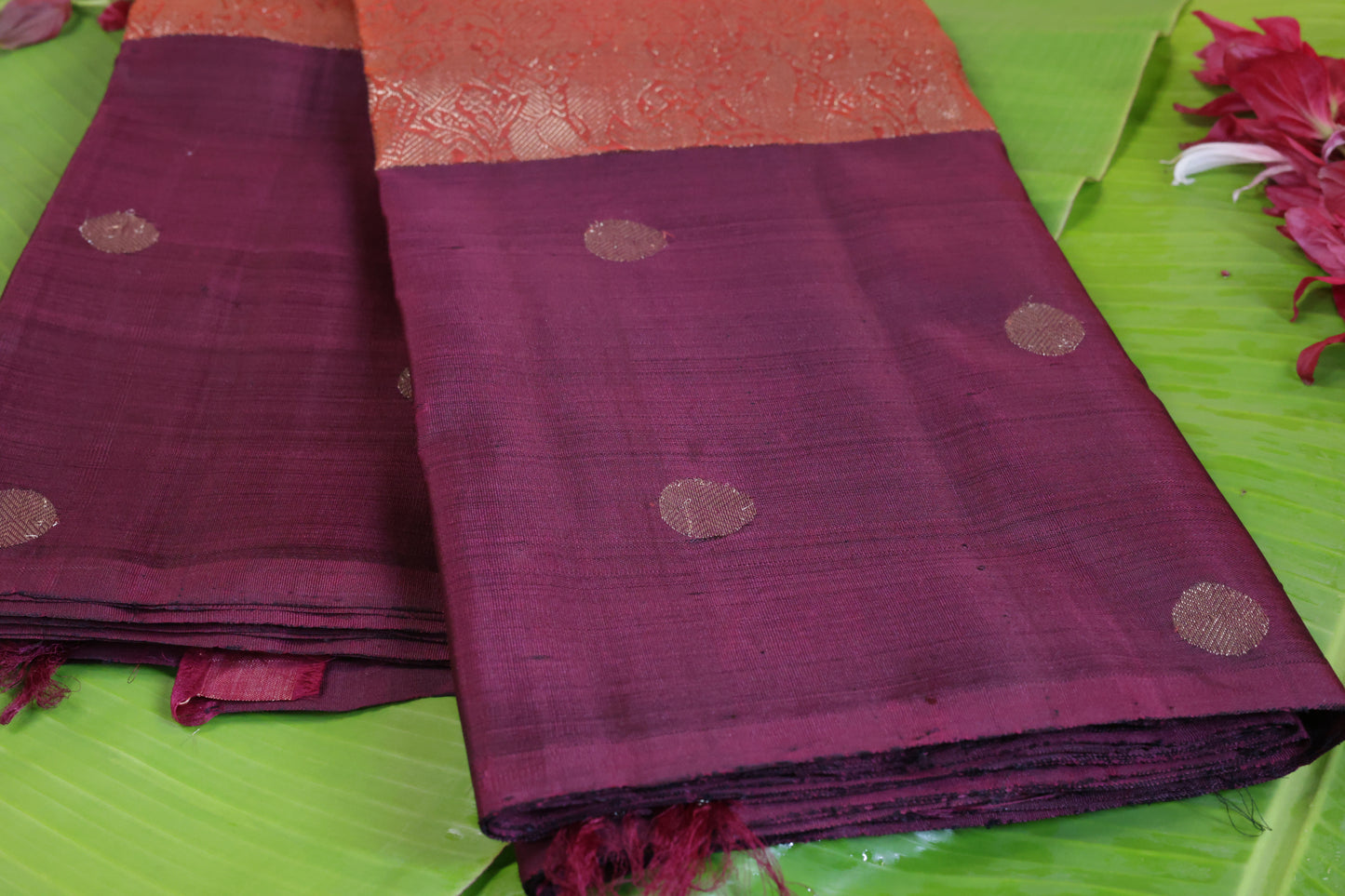 Border Less Butta Pure Silk Saree – Maroon BB(Code PSS-07)