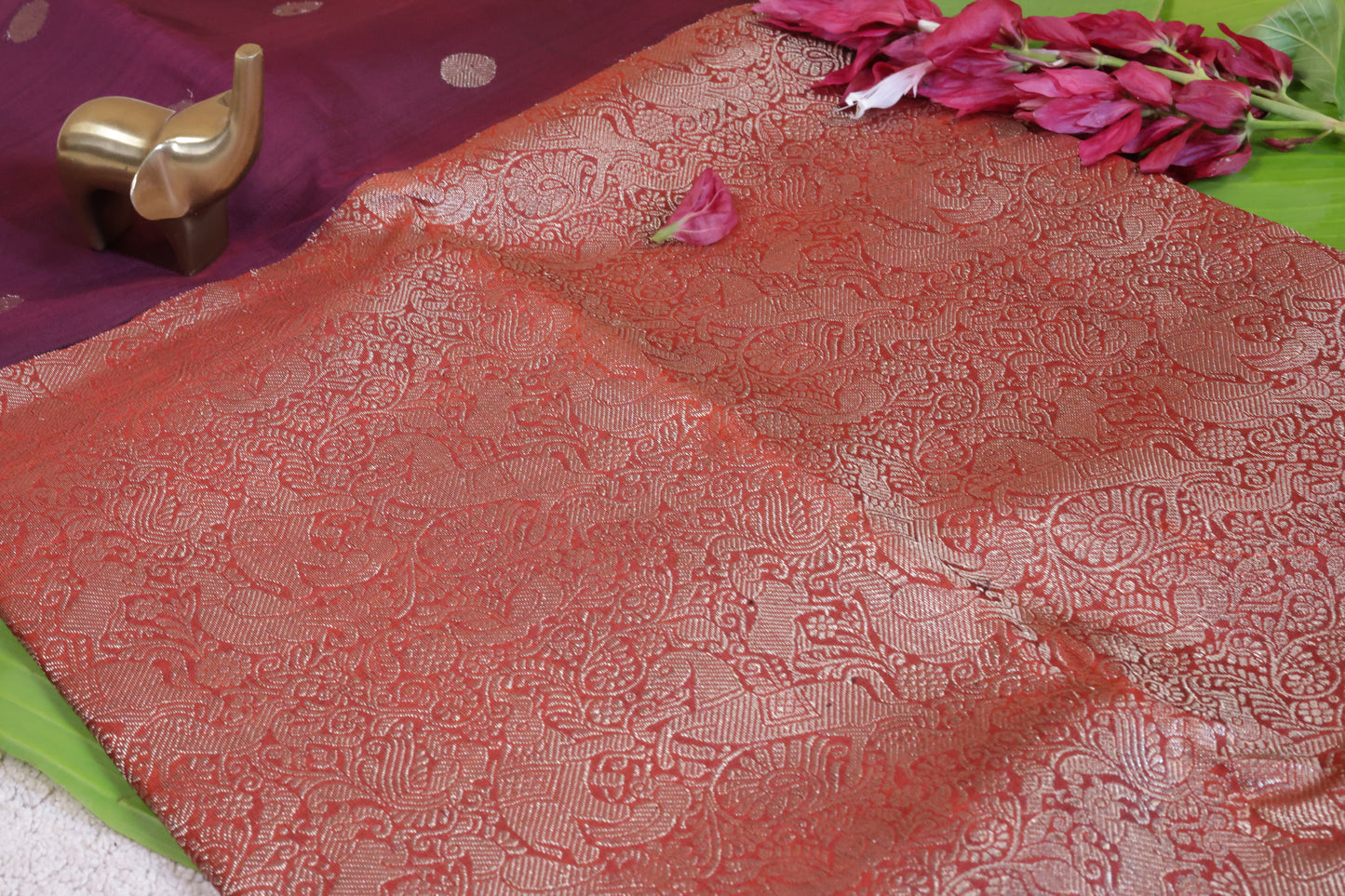 Border Less Butta Pure Silk Saree – Maroon BB(Code PSS-07)