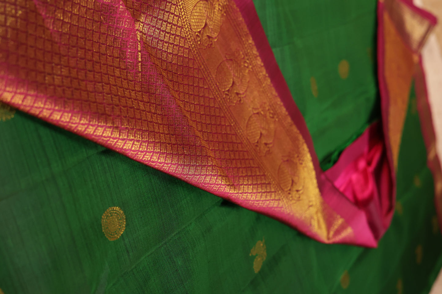 Small Border Pure Silk Saree – Pink Border with Peacock Design(Code PSS-11)