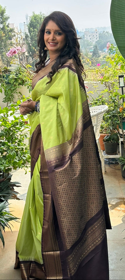Semi Gadwal Silk Saree (GDS-01)