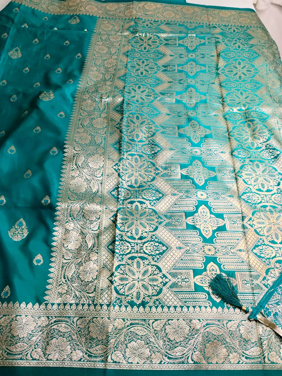 Banarasi Mushroo Silk Saree(Code PS-02)
