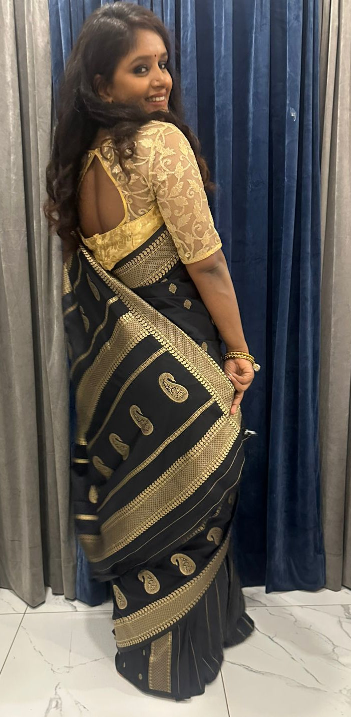 ND Crepe Silk Saree – Premium Chex Bentex Crepe Silk with Rich Pallu(Code SS-09)