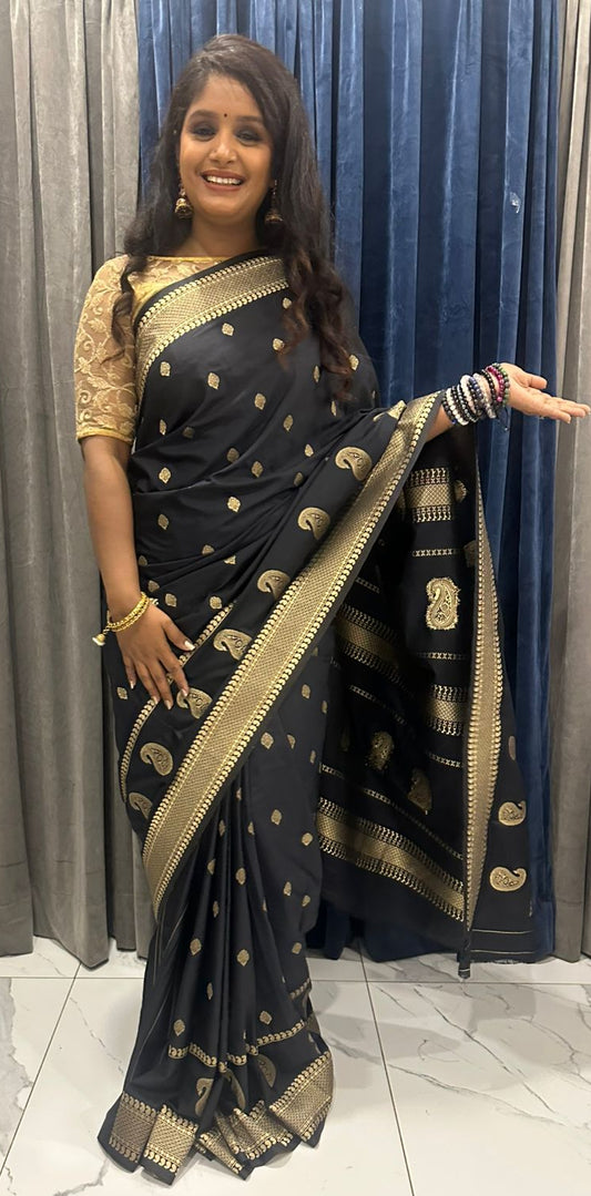 ND Crepe Silk Saree – Premium Chex Bentex Crepe Silk with Rich Pallu(Code SS-09)