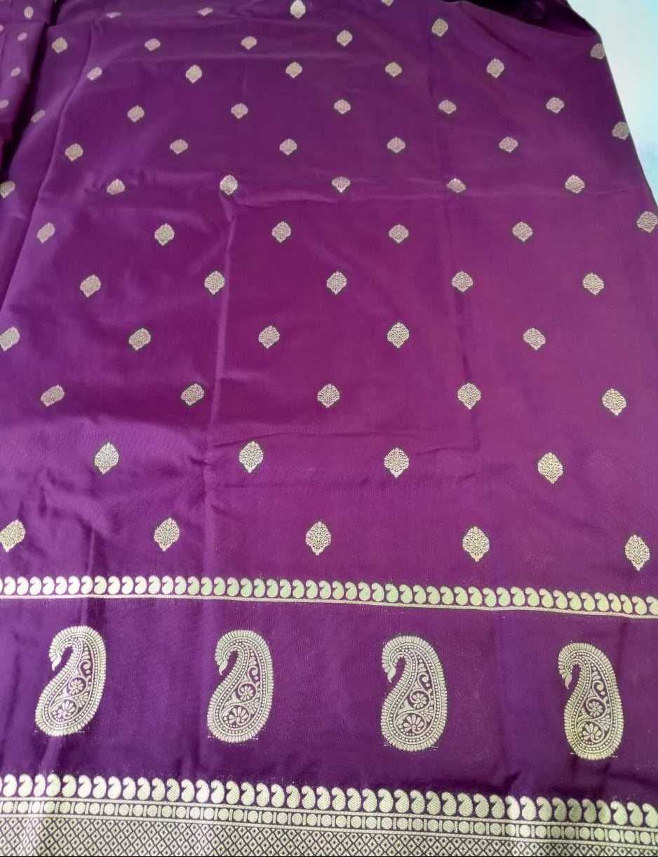 ND Crepe Silk Saree – Premium Chex Bentex Crepe Silk with Rich Pallu(Code SS-09)