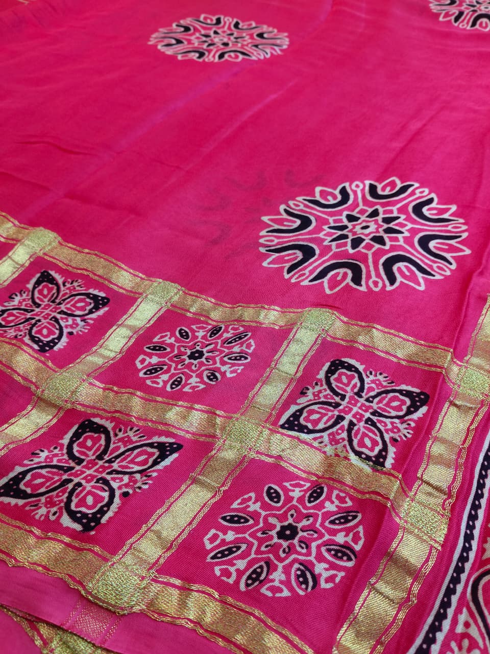 Premium Modal Silk Saree With Ajrakh Style Motifs (MDL-01)