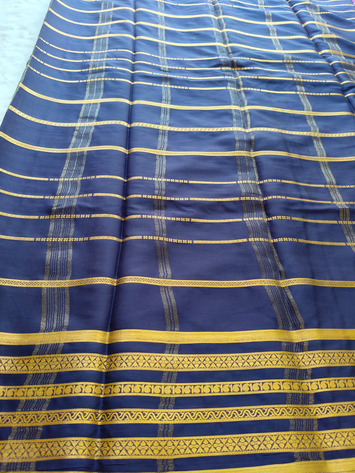 Magenta & Navy Blue Silk Saree with Gold Zari Border | Traditional Indian Saree - SS- 103