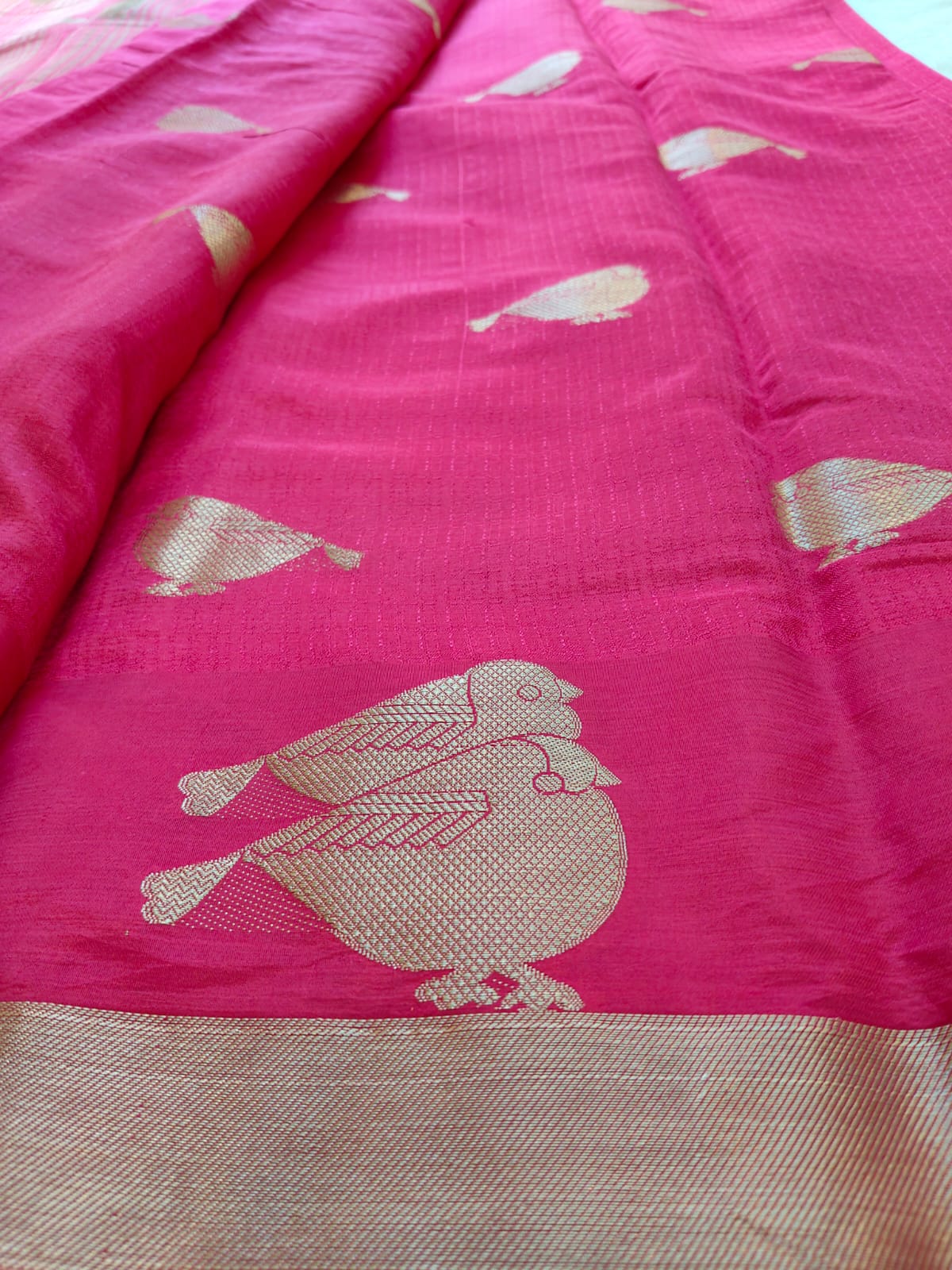 Pink Viscose Saree with Bird Zari Motifs & Rich Border | Festive & Wedding Wear SS-114