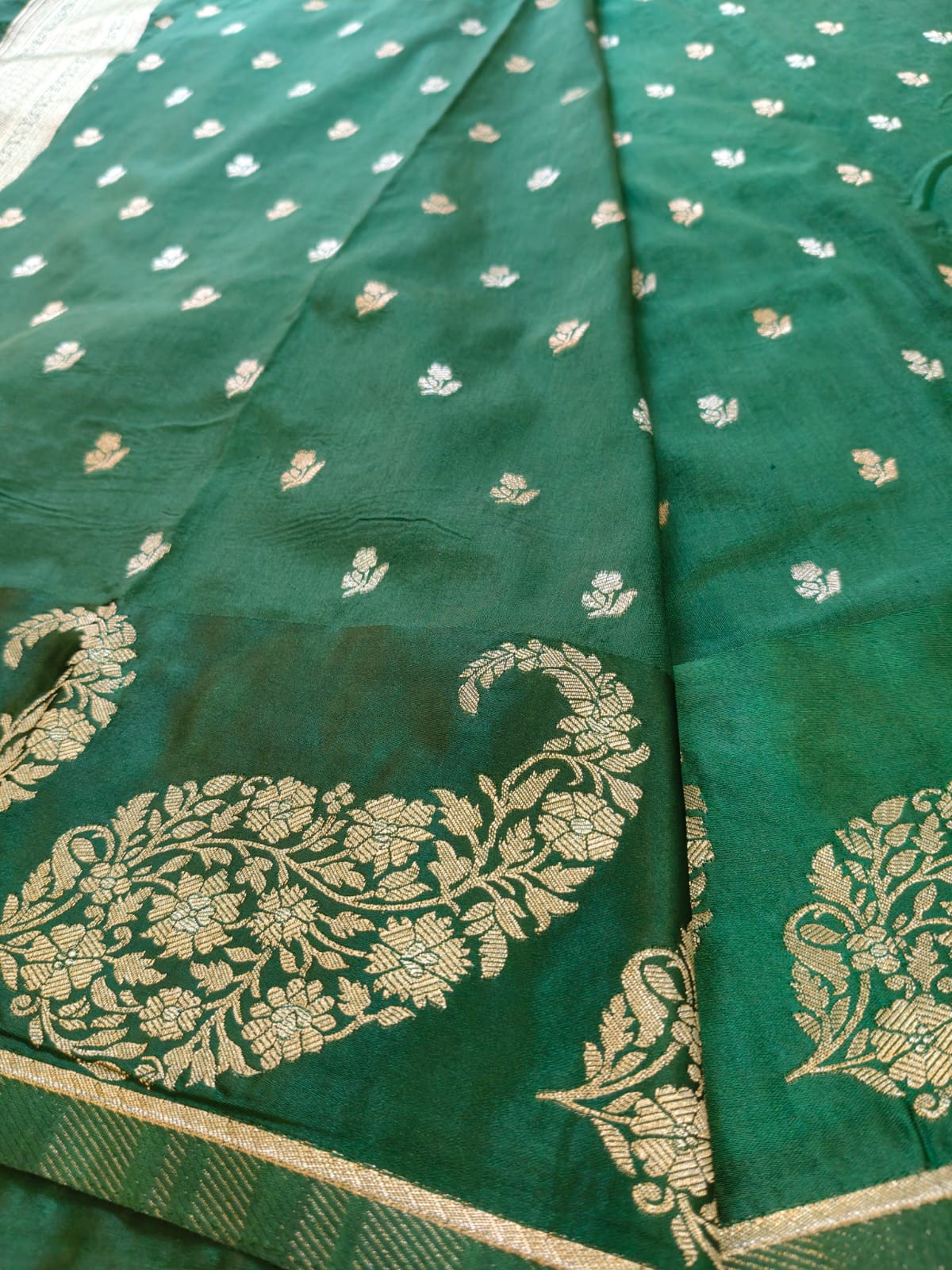 Elegant Green Silk Saree with Gold Zari Floral Border - SS-116