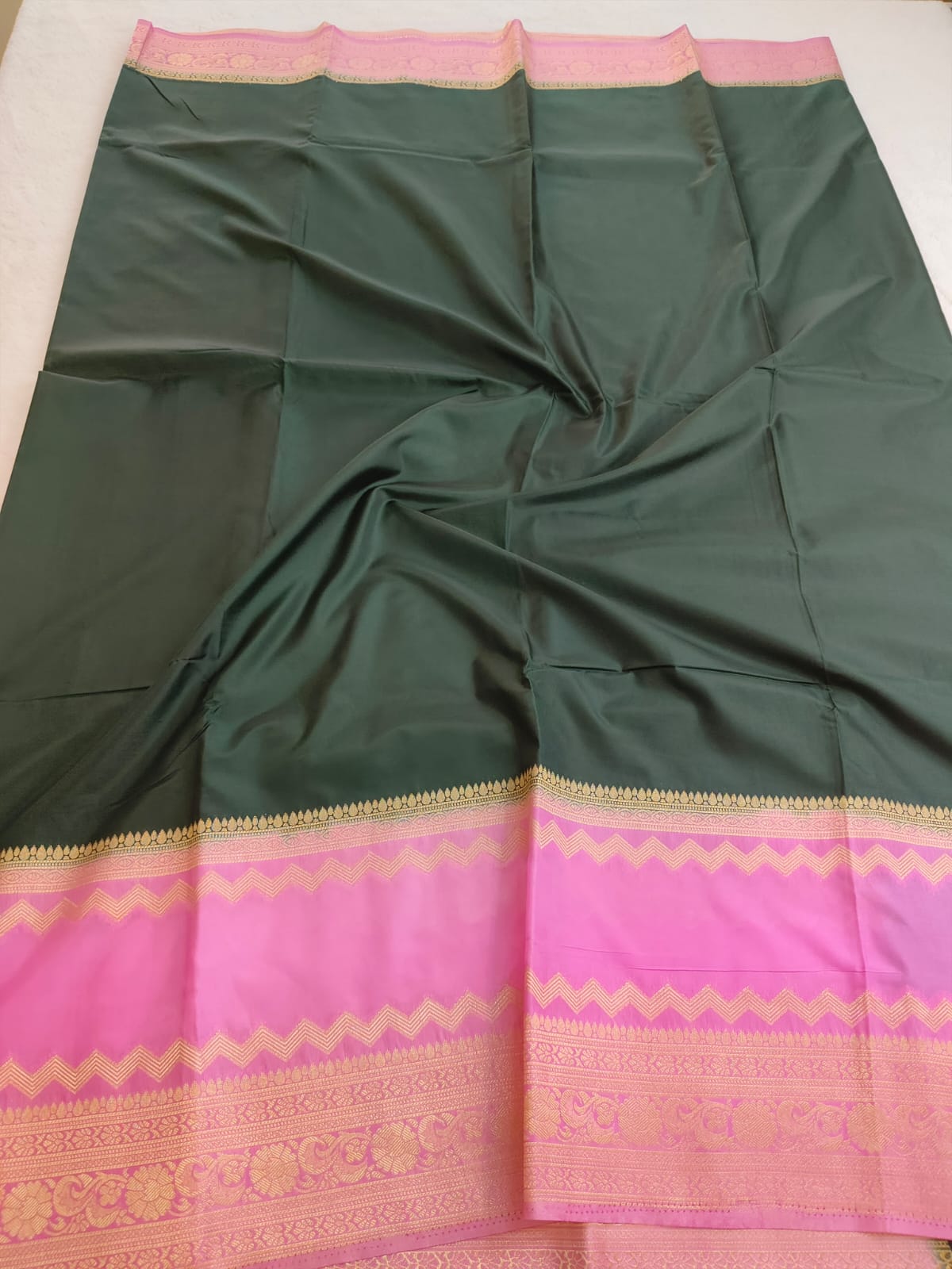 Semi Silk Saree with Gold Zari Border | Festive & Wedding Wear Saree - SS-118