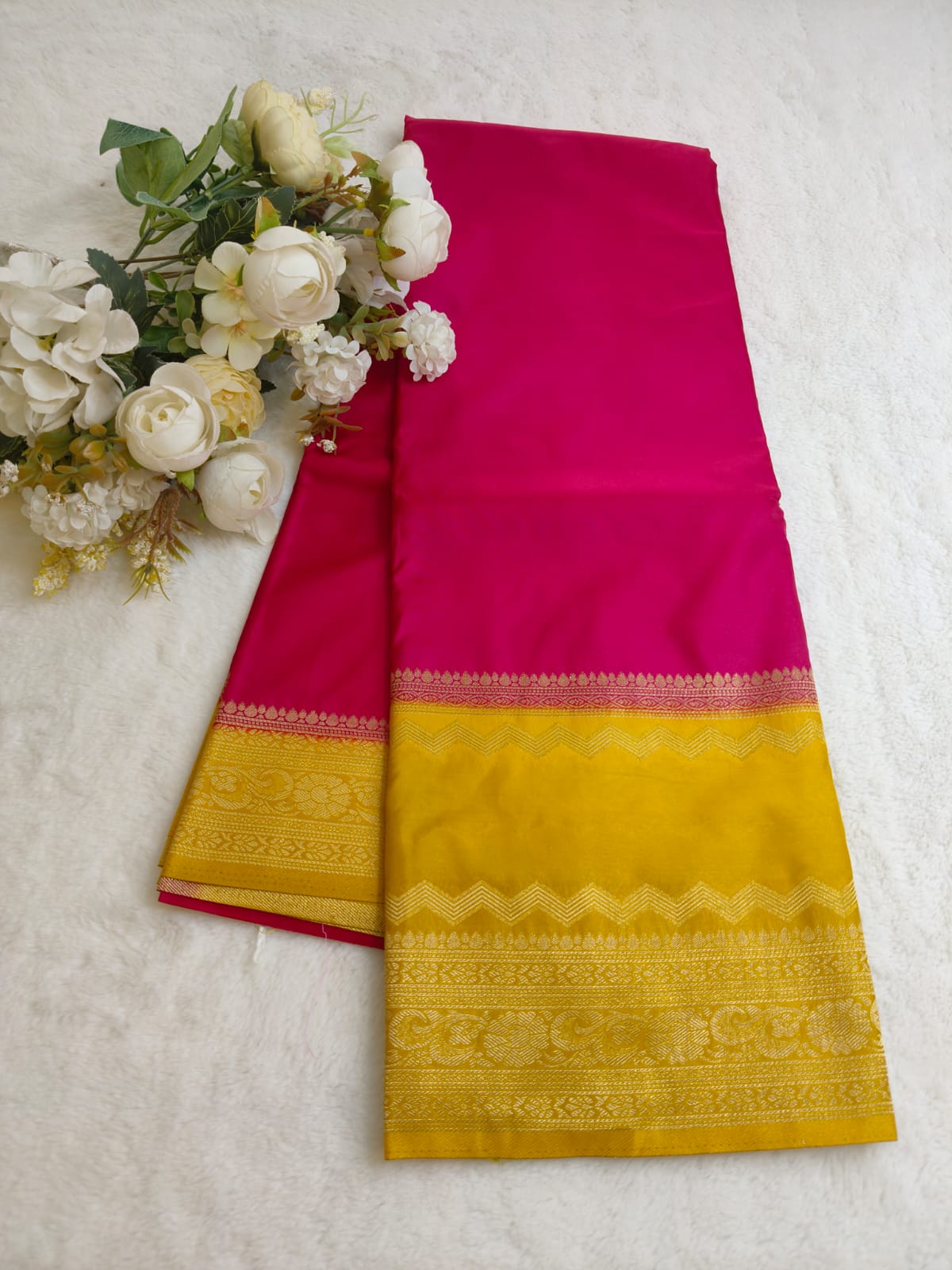 Semi Silk Saree with Gold Zari Border | Festive & Wedding Wear Saree - SS-118