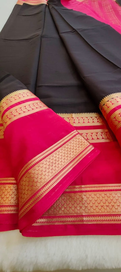 Semi Silk Saree with Contrast Border & Gold Zari | Festive & Wedding Wear Sarees - SS - 119